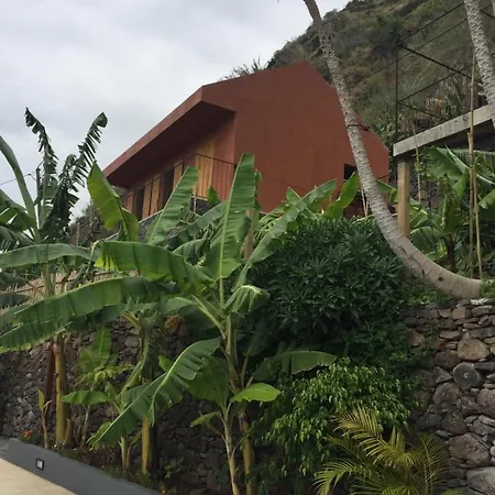 Mango House * Arco da Calheta (Madeira)